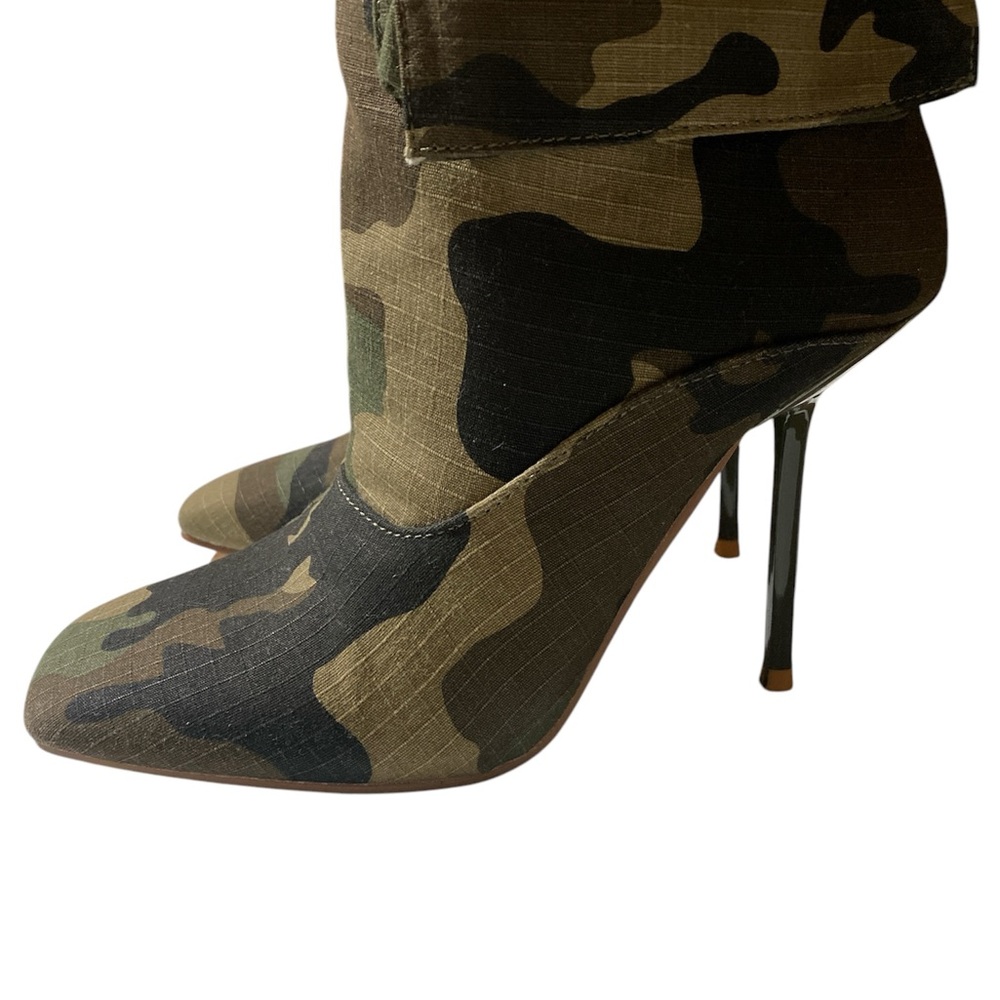 Camouflage Over-the-Knee Boots - Picture 3 of 4